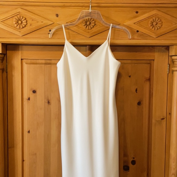 Custom-madeFits size 4/6. Worn on a 5’4” female. - Picture 2 of 6